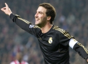 开云体育APP下载-冰火对决，韩国队完胜日本队，安赛龙点燃赛场