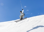 开云体育在线-萨内领衔，奥地利式战术风暴横扫阿森纳，一场现代足球的战术启示录