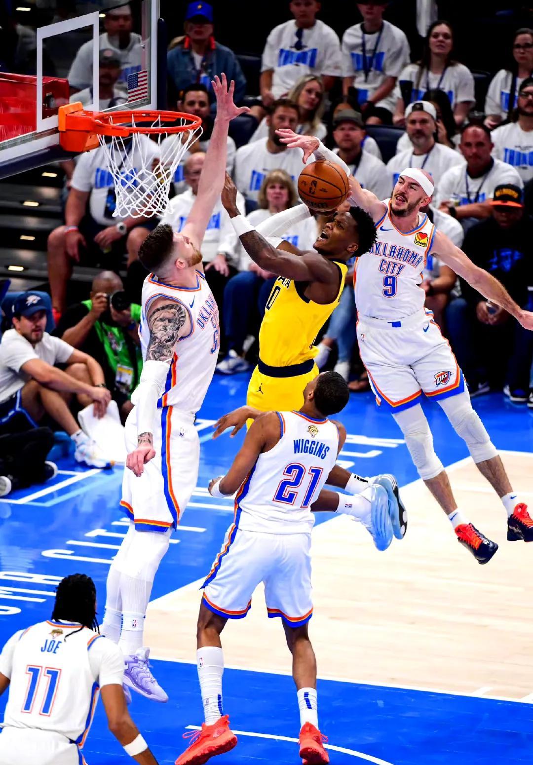 猛龙绝地反击篮网,拉文制霸全场的简单介绍 猛龙绝地反击篮网,拉文制霸全场的简单介绍