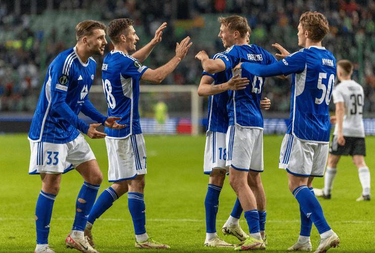 萨尔茨堡取得惊人的胜利,晋级8强 萨尔茨堡取得惊人的胜利,晋级8强