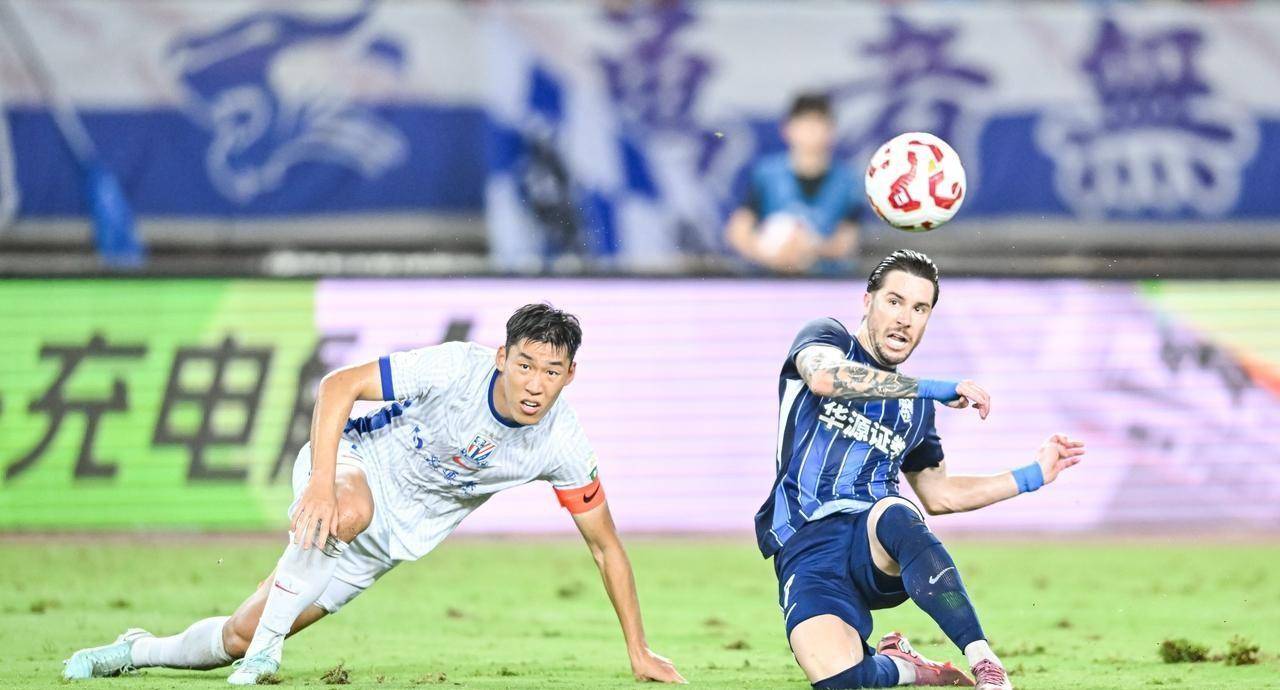 包含奥格斯堡遭遇伤病潮,球队士气受影响的词条 包含奥格斯堡遭遇伤病潮,球队士气受影响的词条