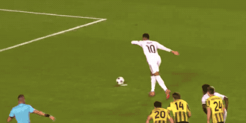 皇马客场完胜克拉斯诺达尔，欧冠小组出线