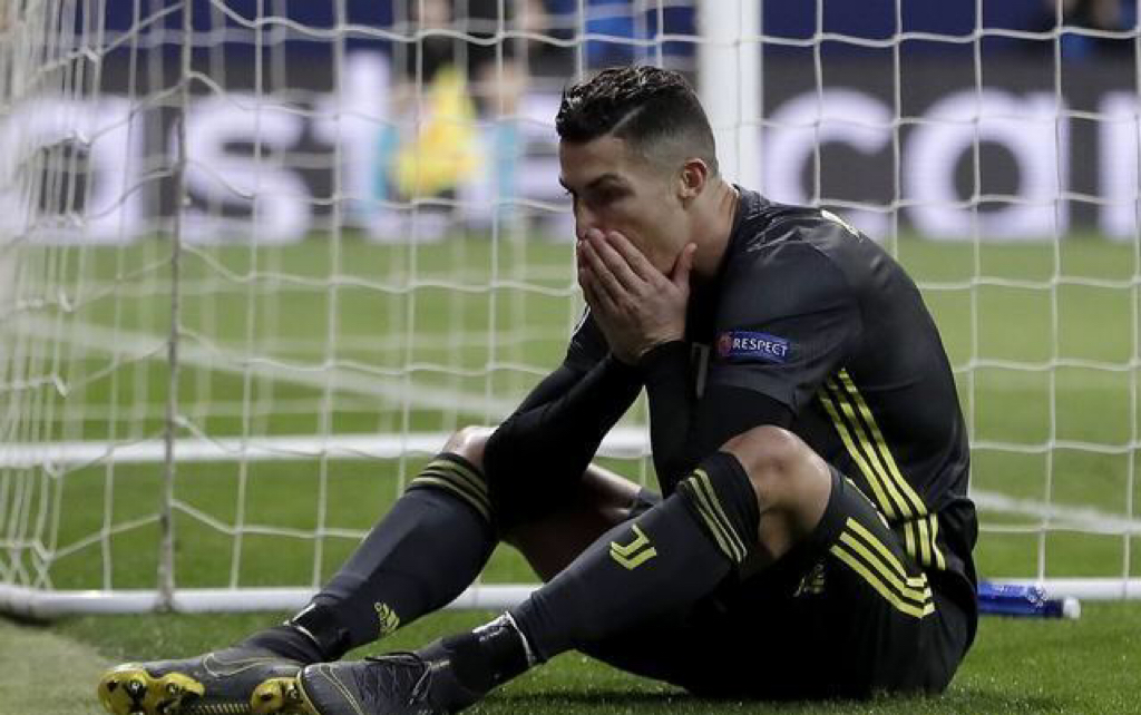 尤文图斯客场输球,“老妇人”卫冕之路受阻的简单介绍 尤文图斯客场输球,“老妇人”卫冕之路受阻的简单介绍