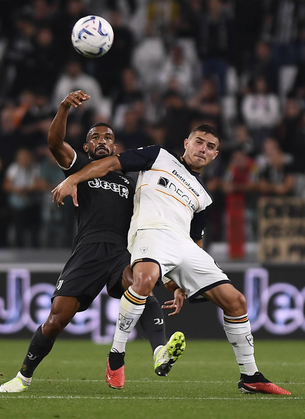 尤文图斯主场大胜罗马,继续领跑意甲的简单介绍 尤文图斯主场大胜罗马,继续领跑意甲的简单介绍