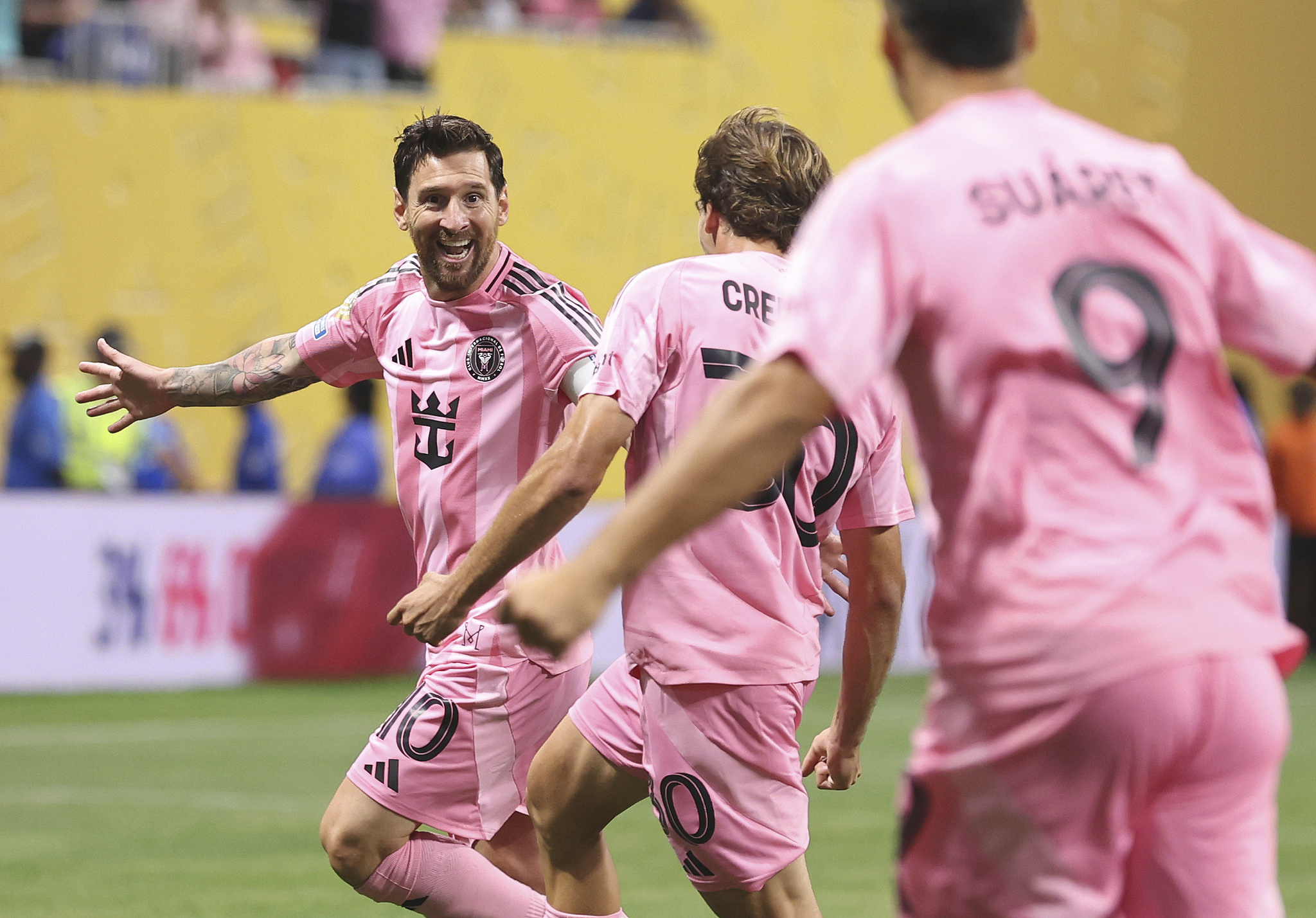 国际足球赛事逐渐升温观赏度高 国际足球赛事逐渐升温观赏度高