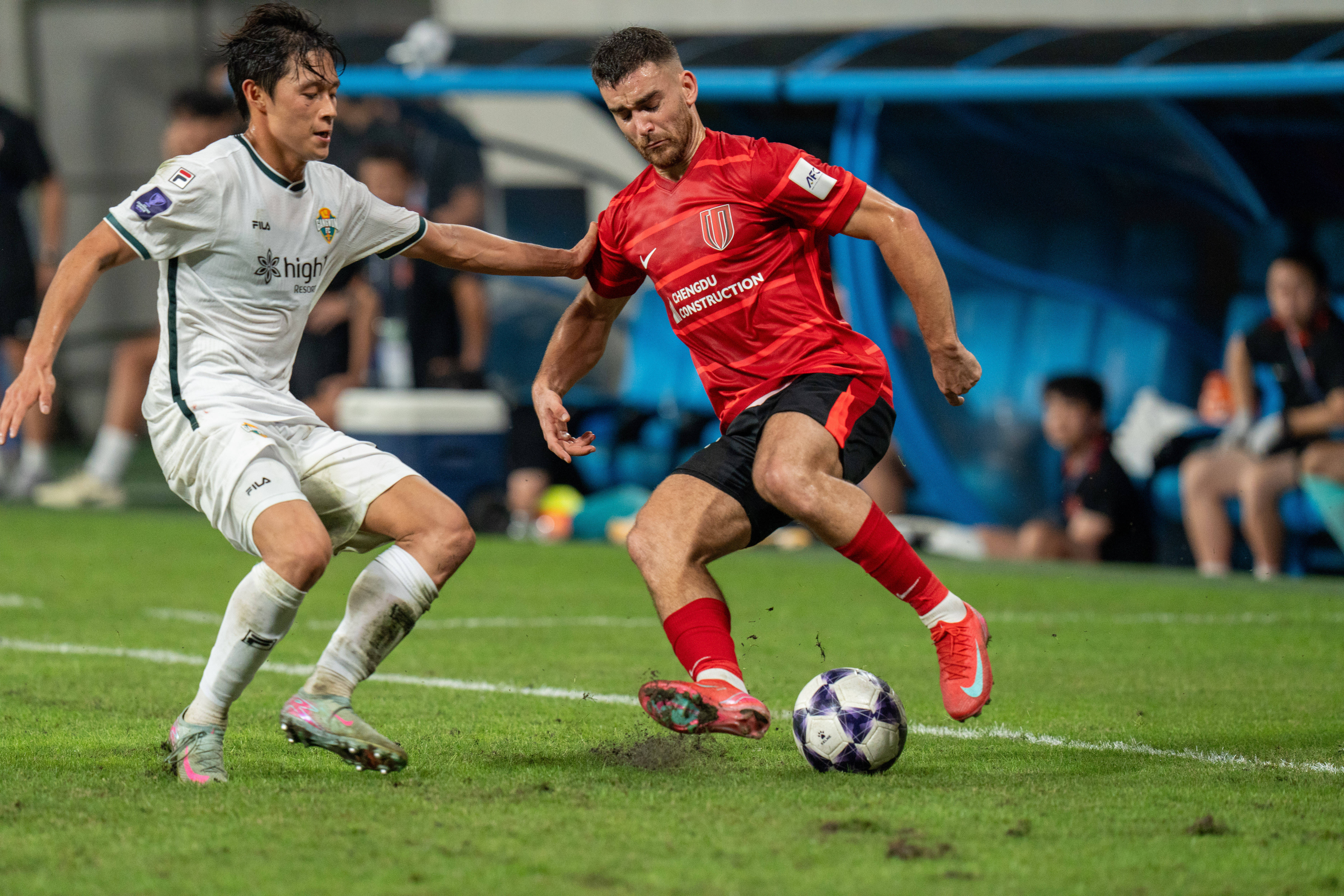 足球热情释放,赛场上的辉煌战绩 足球热情释放,赛场上的辉煌战绩