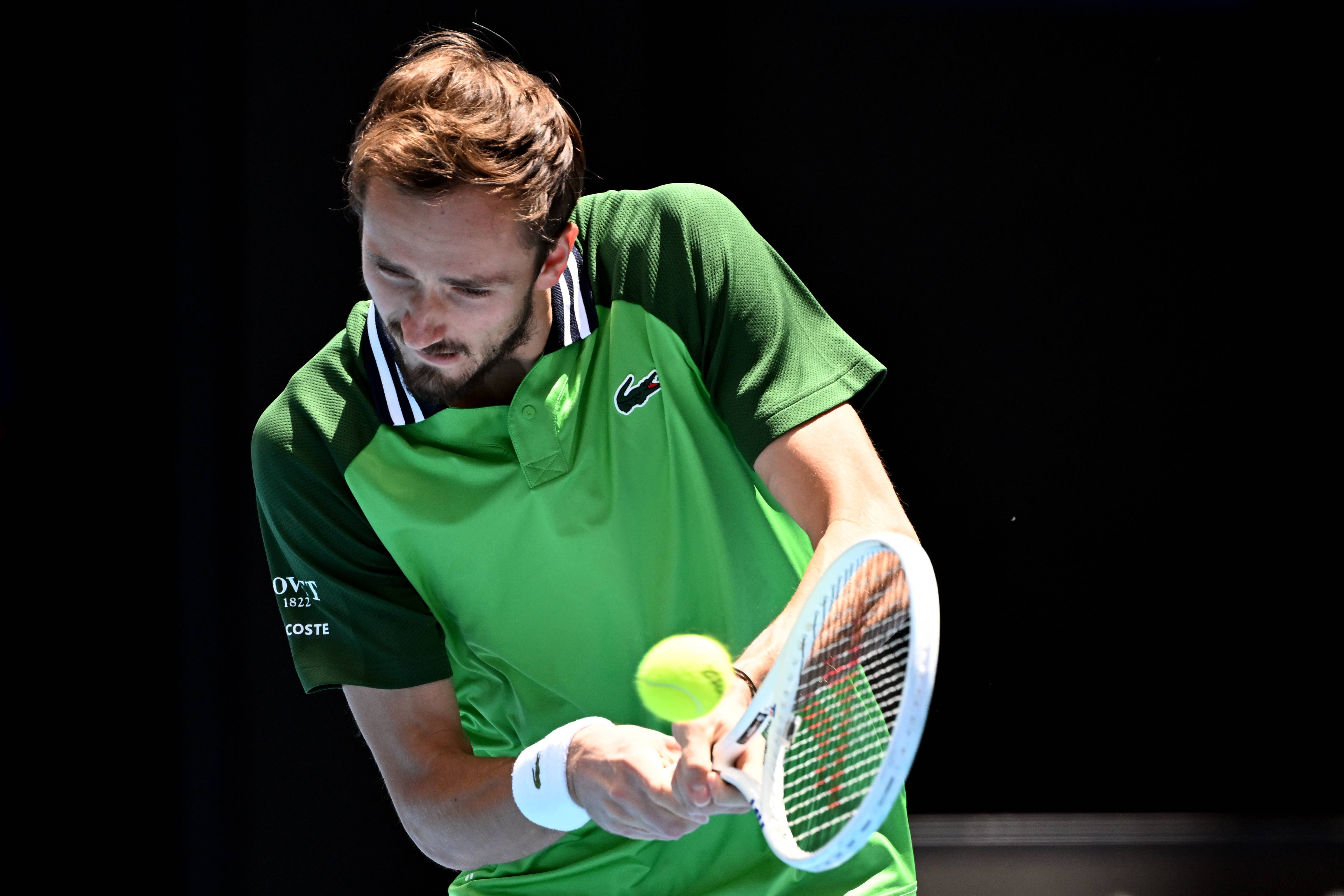 澳网轻取戴维斯杯,梅德韦杰夫刷新纪录的简单介绍 澳网轻取戴维斯杯,梅德韦杰夫刷新纪录的简单介绍