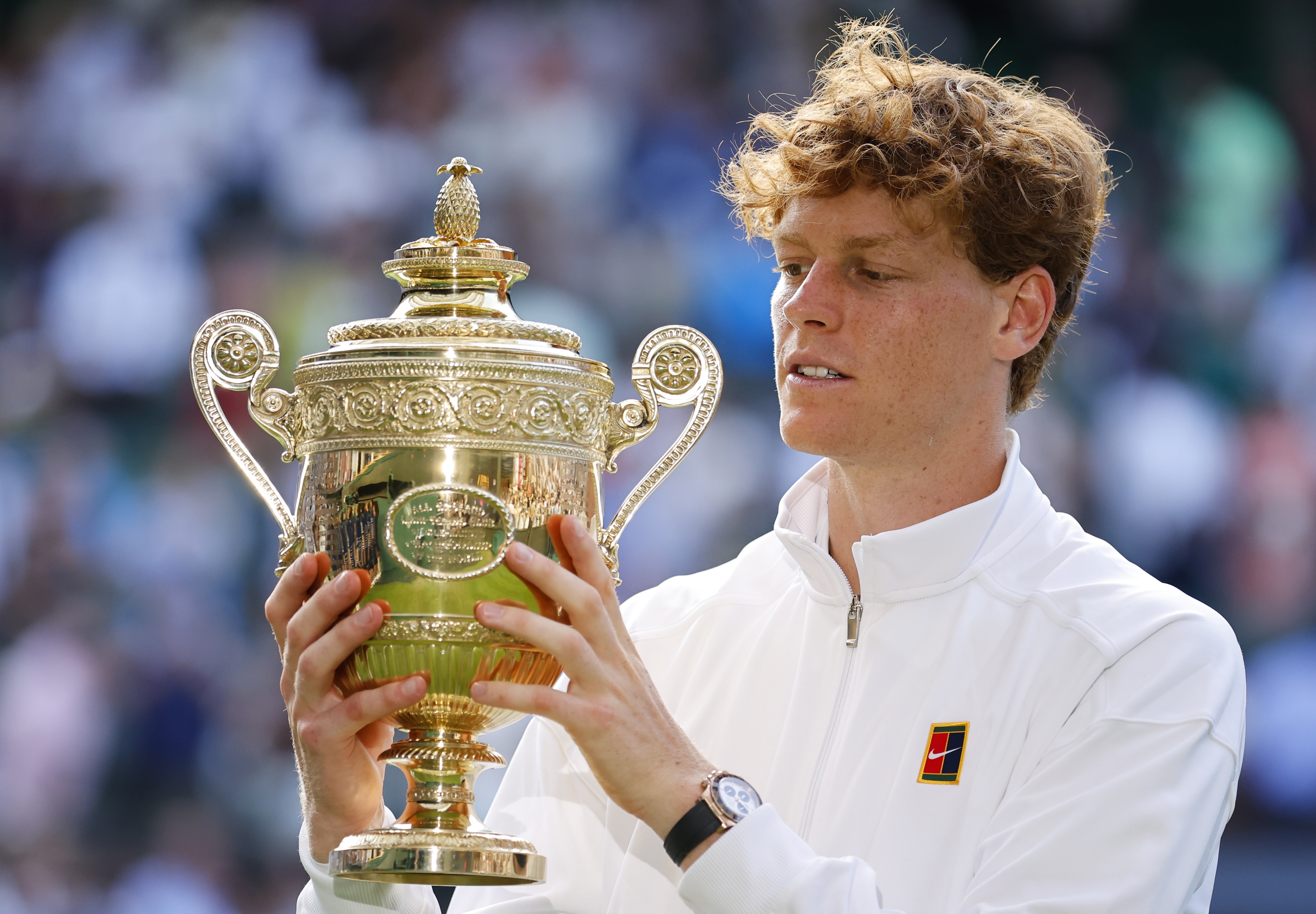 温网轻取法网,辛纳点燃赛场 温网轻取法网,辛纳点燃赛场