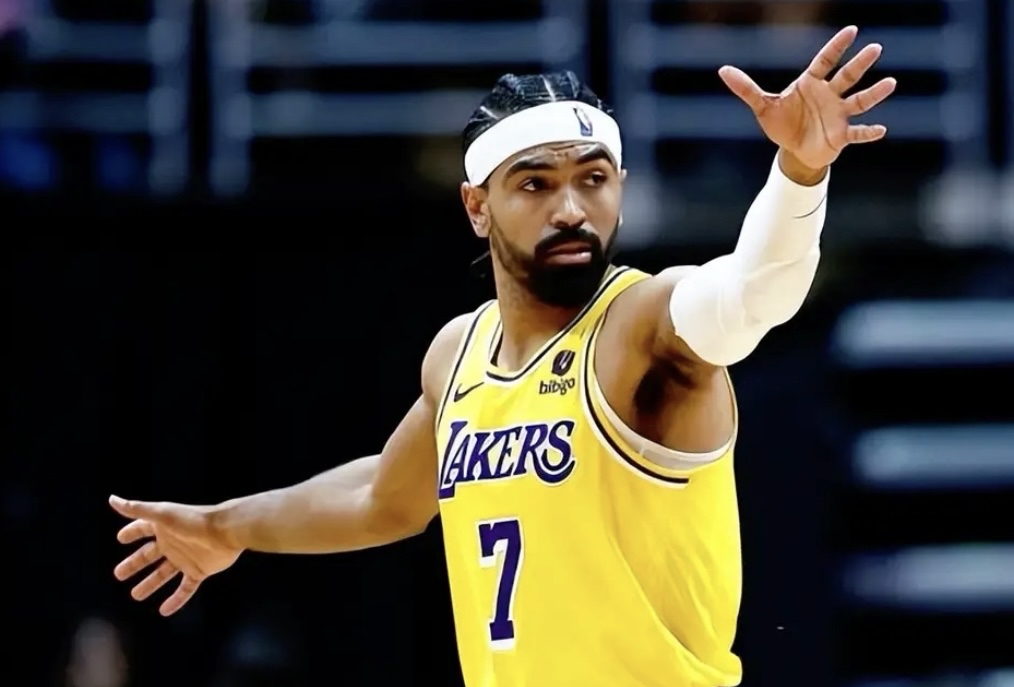 包含湖人险胜山东队，浓眉哥统治全场的词条