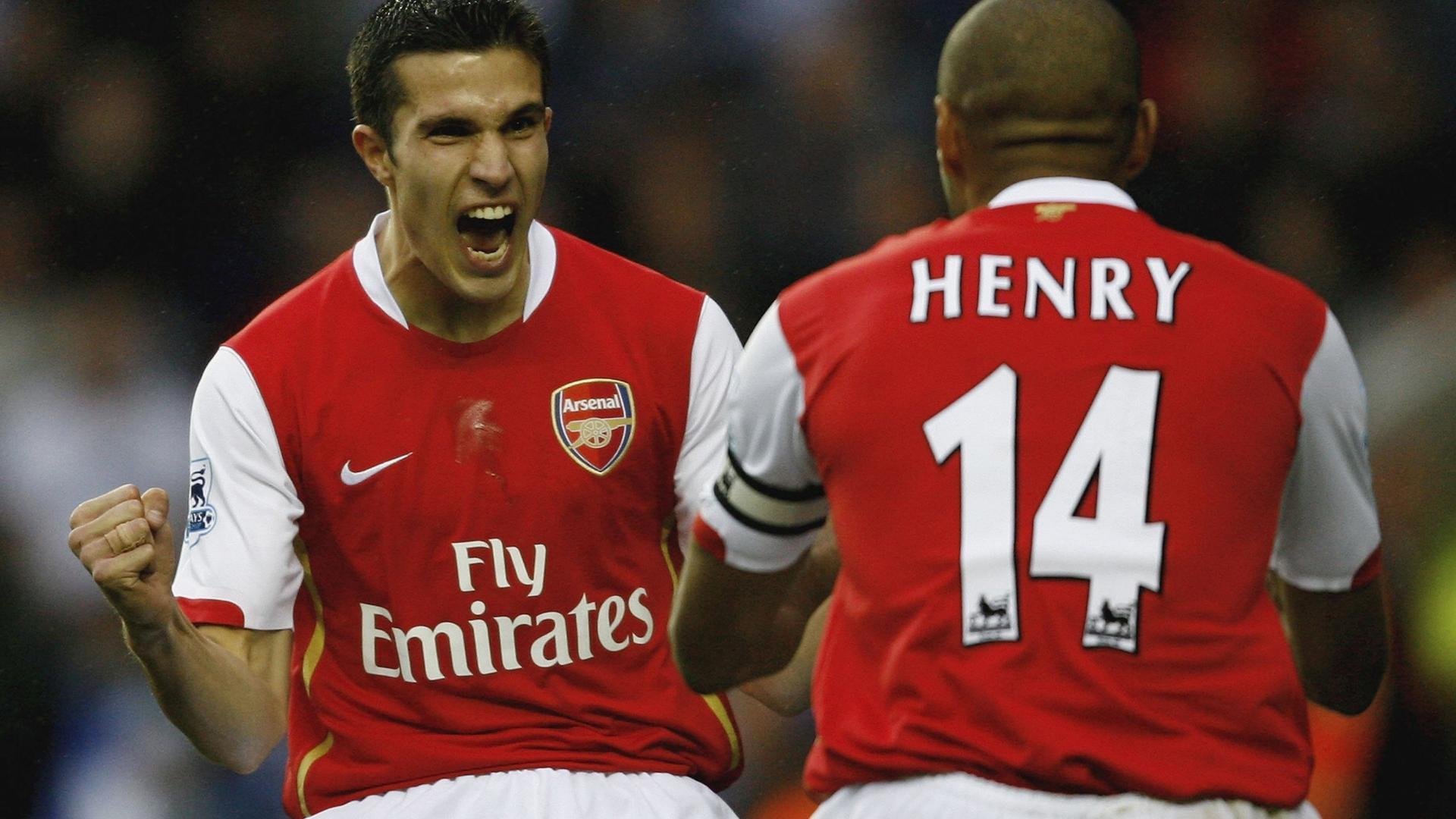 德里赫特关键节点连续得分，曼联对阵罗马的战术转折点