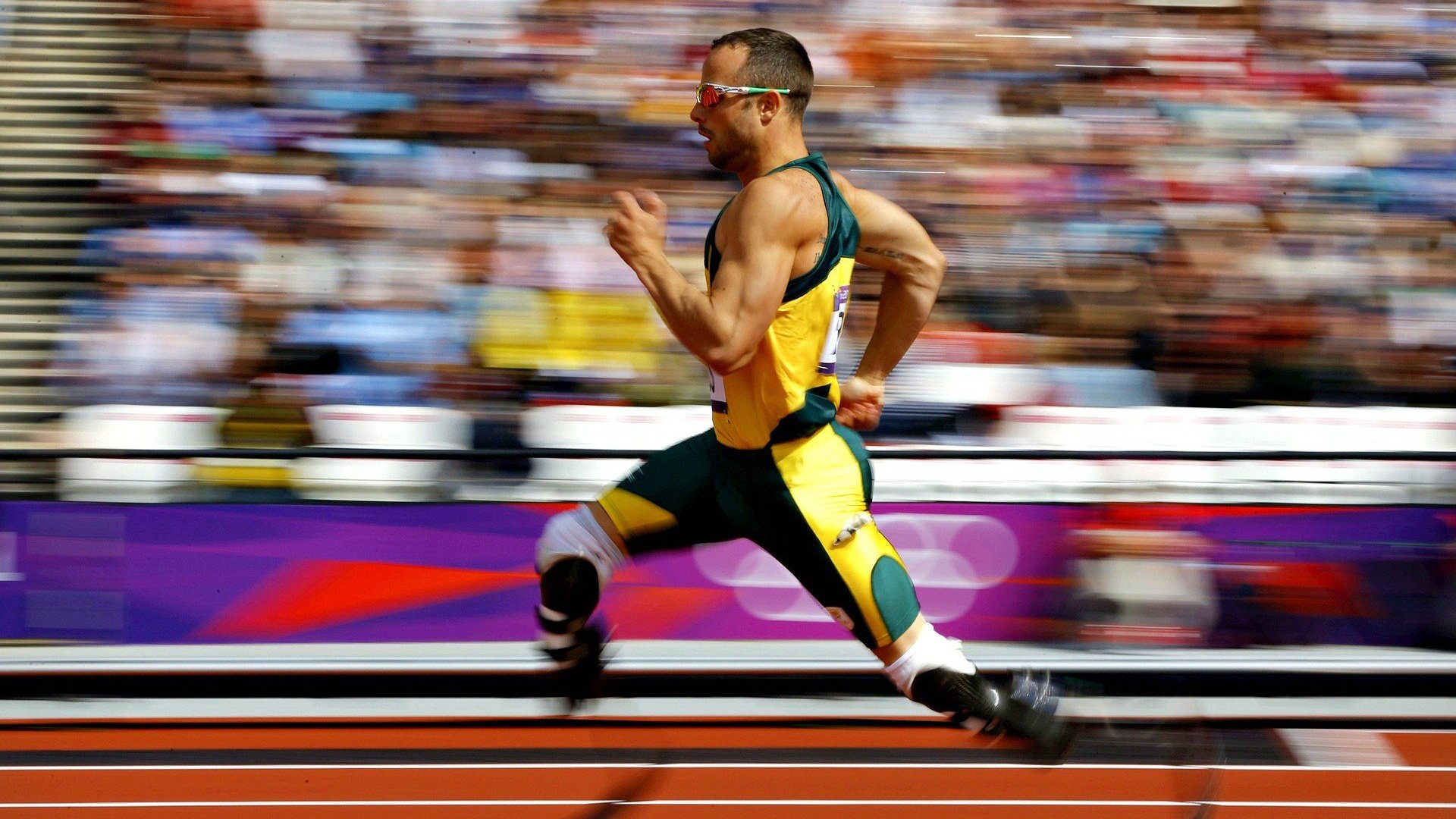 雄鹿横扫凯尔特人，班凯罗异军突起，成为系列赛关键先生